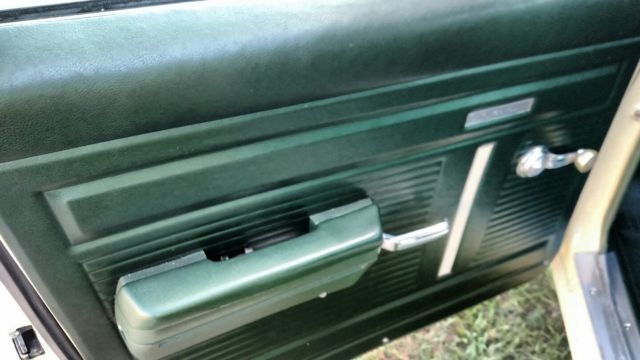 1970 Yellow Chevrolet Nova