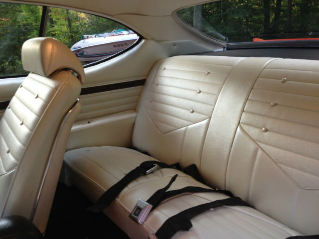 1970 RALLY RED Oldsmobile 442 Coupe