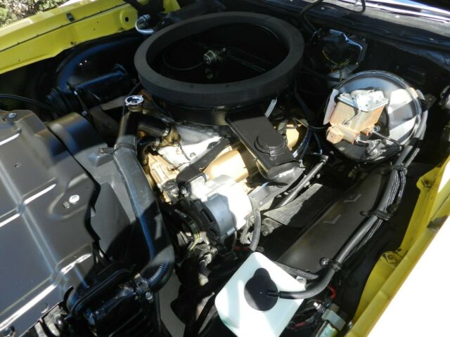 1970 Yellow/Black Oldsmobile Cutlass S W-31 Coupe