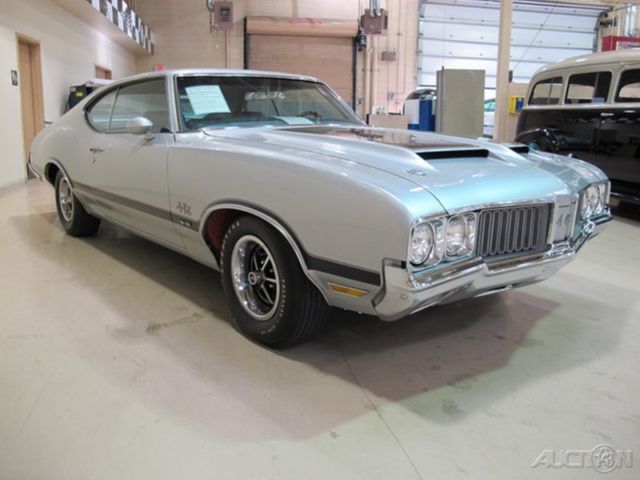 1970 Silver Oldsmobile Other