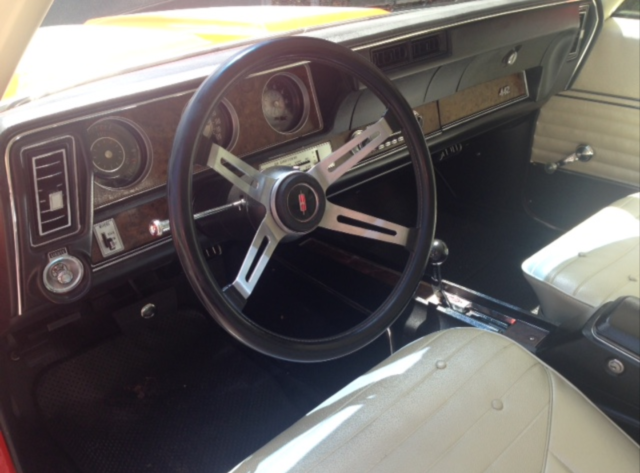 1970 Red Oldsmobile 442 Coupe