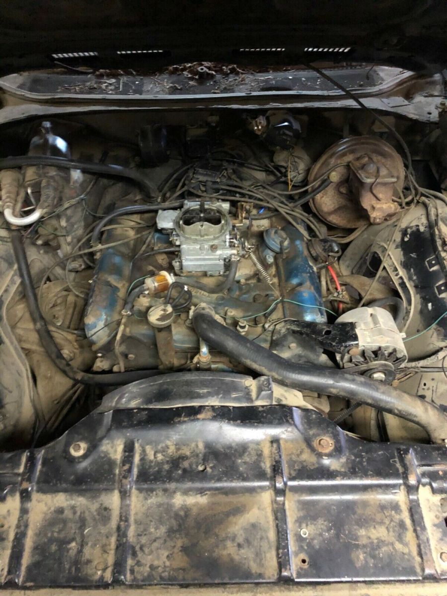 1970 Green Oldsmobile Cutlass Coupe