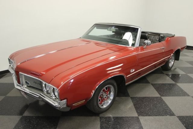1970 Red Oldsmobile Cutlass Convertible