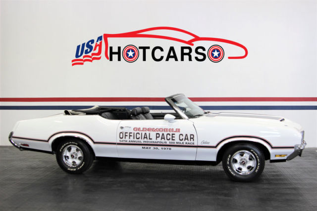1970 White Oldsmobile Cutlass Pacecar Convertible