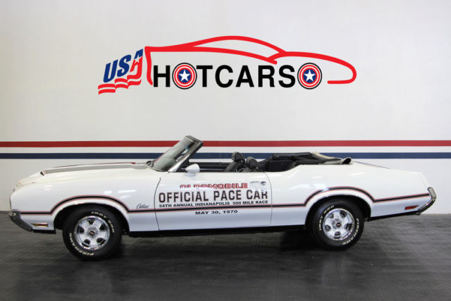 1970 White Oldsmobile Cutlass Pacecar Convertible