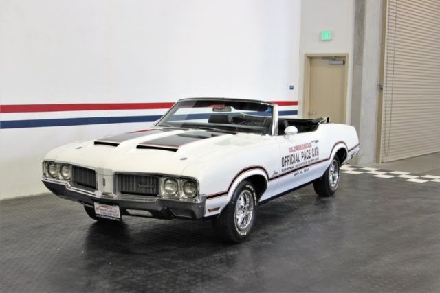 1970 White Oldsmobile Cutlass Pacecar Convertible