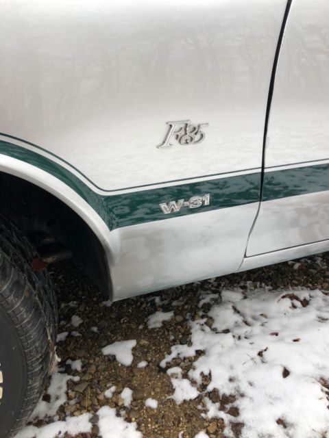 1970 Silver Oldsmobile 442 Coupe