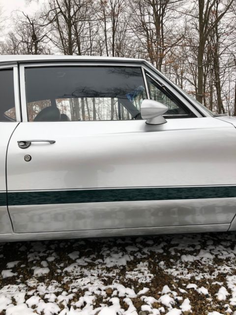 1970 Silver Oldsmobile 442 Coupe