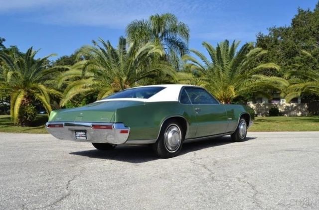 1970 Green Oldsmobile Toronado