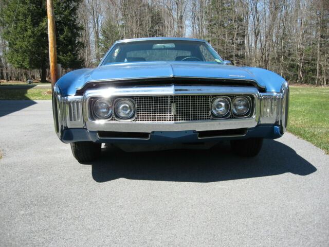 1970 Blue Oldsmobile Toronado 2 Door