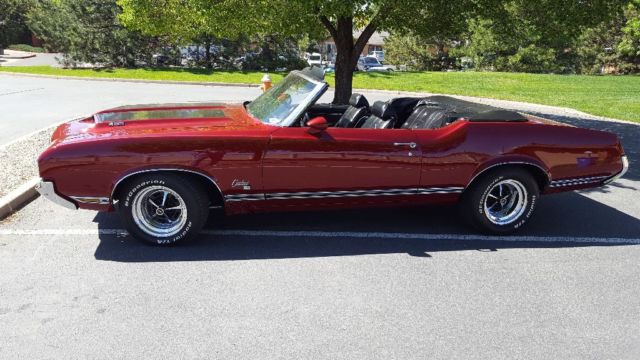 1970 Red Oldsmobile Cutlass Convertible