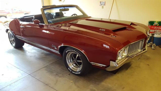 1970 Red Oldsmobile Cutlass Convertible