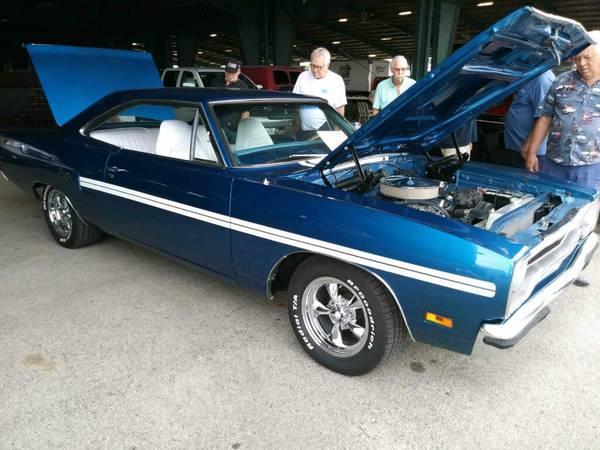 1970 Blue Plymouth GTX Coupe
