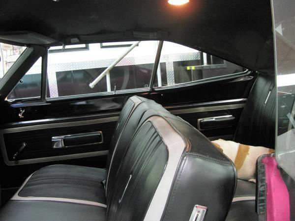 1970 Pink Plymouth Road Runner Coupe