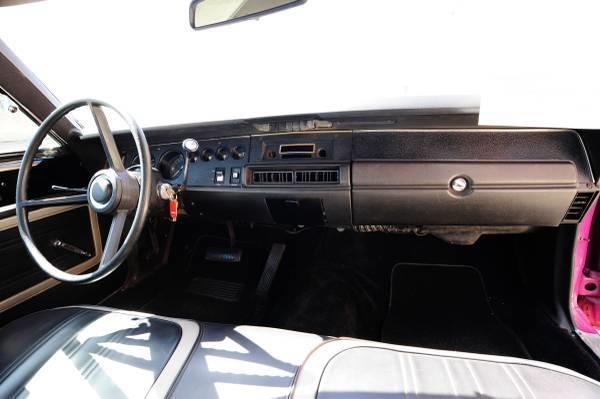 1970 Pink Plymouth Road Runner Coupe