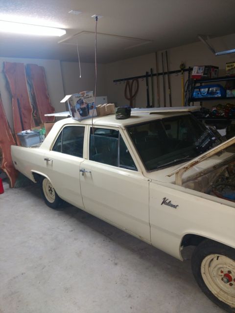 1970 Tan BMW X5 Sedan