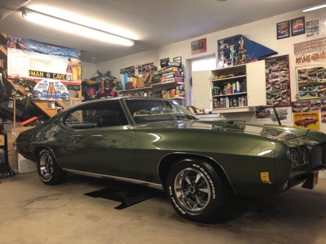 1970 Green Pontiac GTO Coupe
