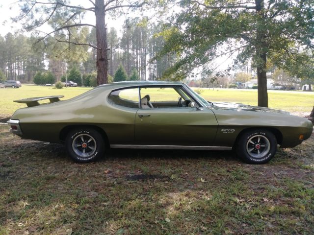 1970 Green Pontiac GTO Coupe