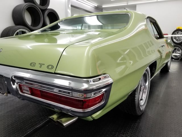 1970 Green Pontiac GTO