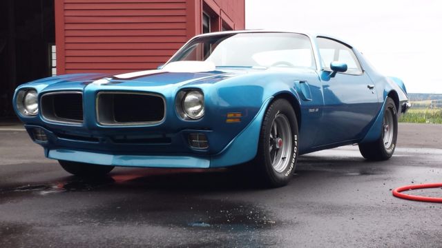 1970 White Pontiac Trans Am Coupe