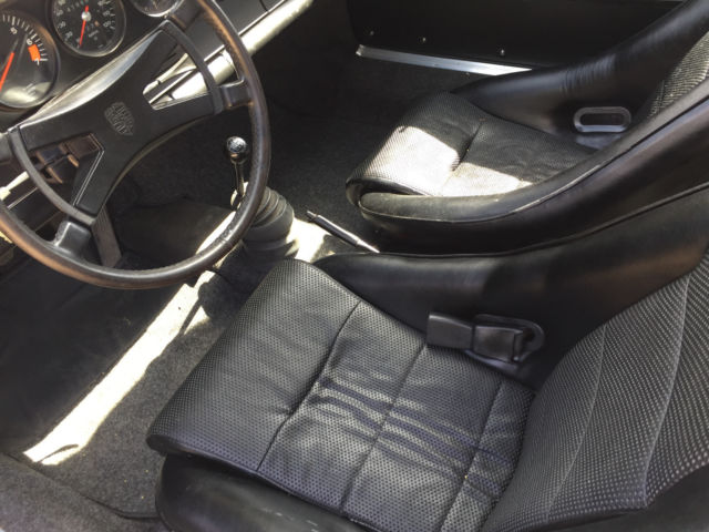 1970 Burgundy Porsche 911 Coupe