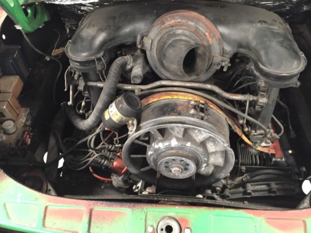 1971 Vonda green Porsche 911 Coupe