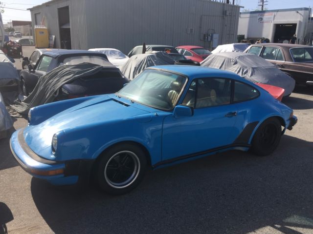 1970 Blue Porsche 911 Coupe