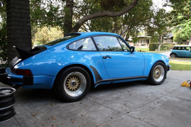 1970 Blue Porsche 911 Coupe