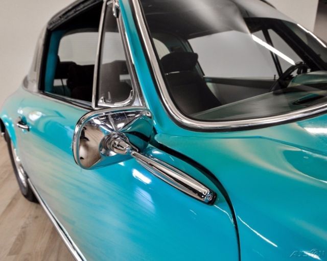 1970 Blue Porsche 911