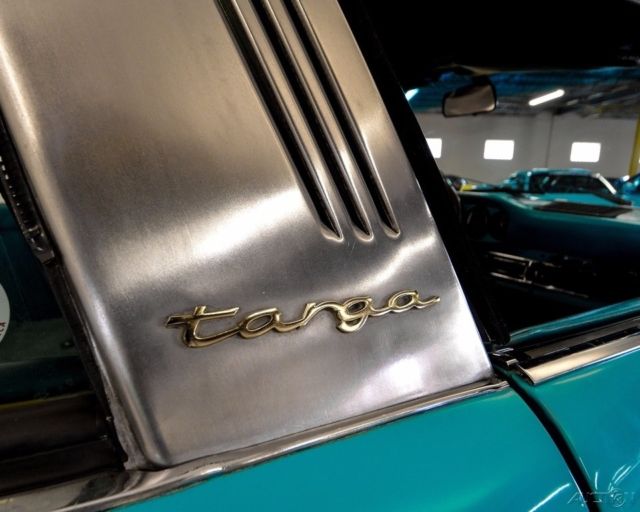 1970 Blue Porsche 911