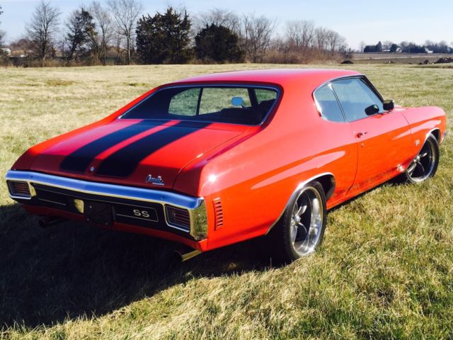 1970 Red Chevrolet Chevelle Coupe