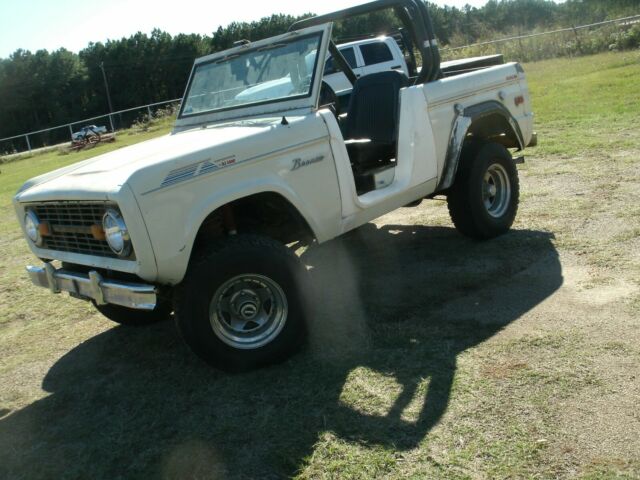 1970 White Ford Bronco Convertible