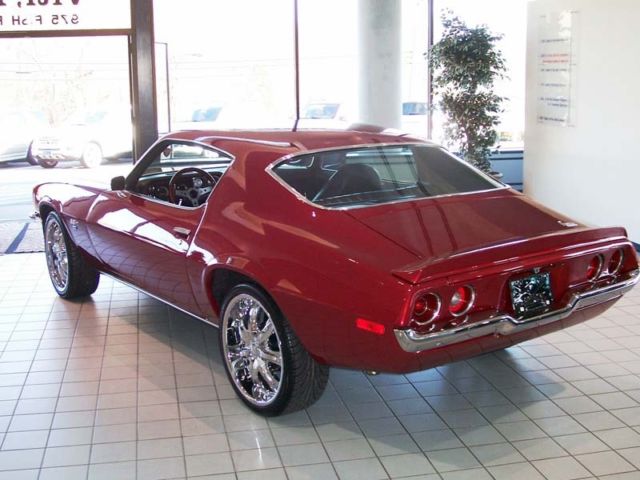 1970 CRANBERRY RED CODE 7575 Chevrolet Camaro Coupe