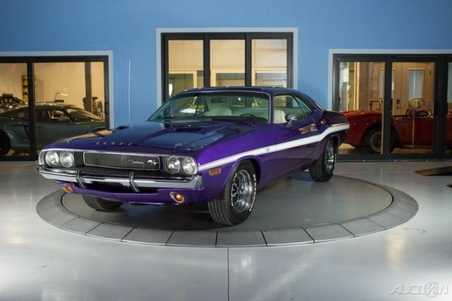 1970 Blue Dodge Challenger