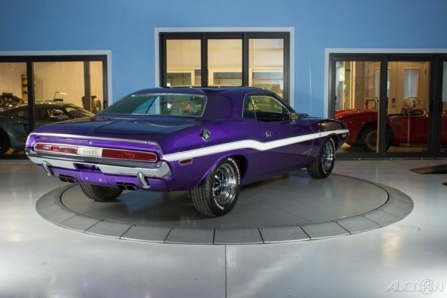 1970 Blue Dodge Challenger