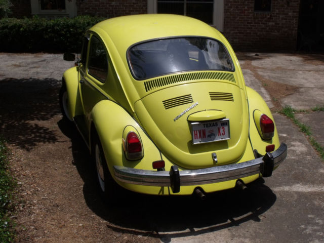 1970 Saturn Yellow Volkswagen Beetle - Classic