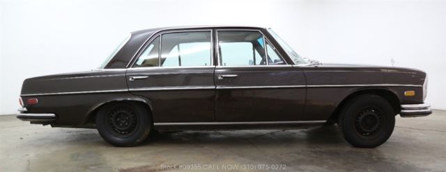1970 Brown Mercedes-Benz 200-Series
