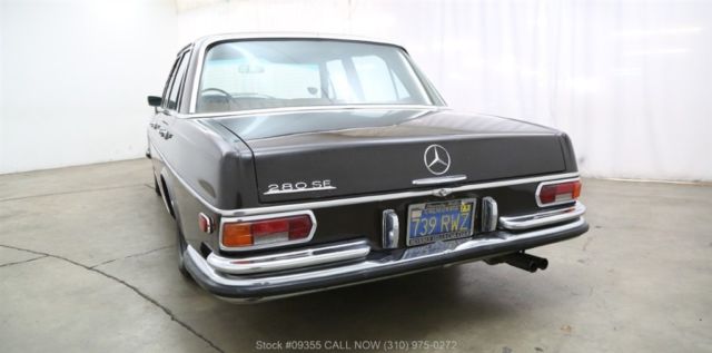 1970 Brown Mercedes-Benz 200-Series