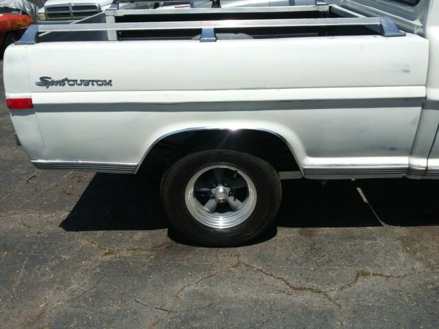 1970 White Ford F-100 Standard Cab Pickup