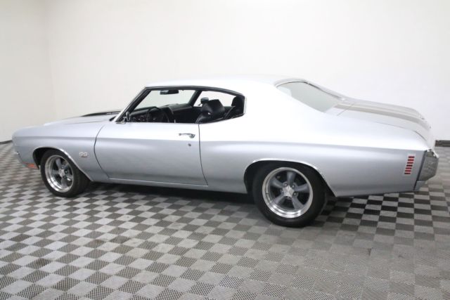 1970 Silver Chevrolet Chevelle