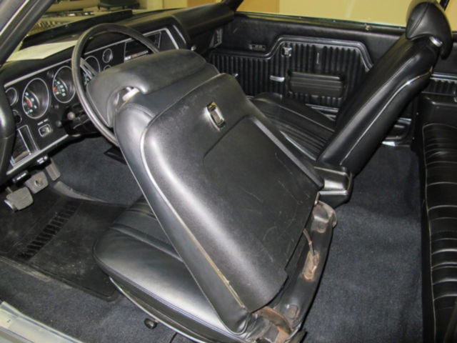 1970 Silver Chevrolet Chevelle