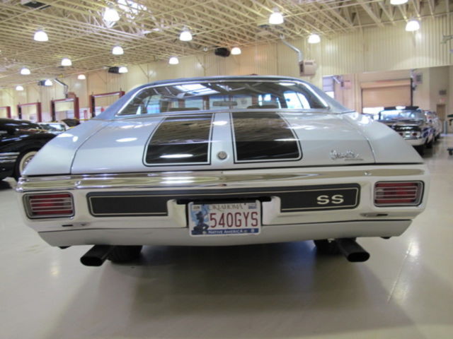 1970 Silver Chevrolet Chevelle