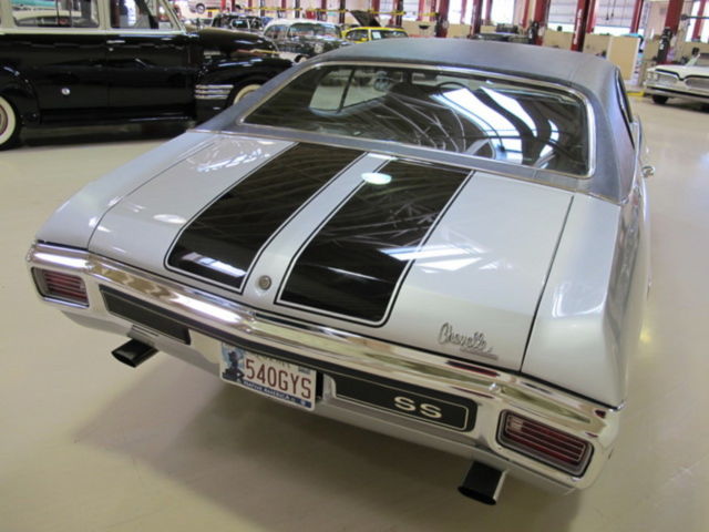 1970 Silver Chevrolet Chevelle