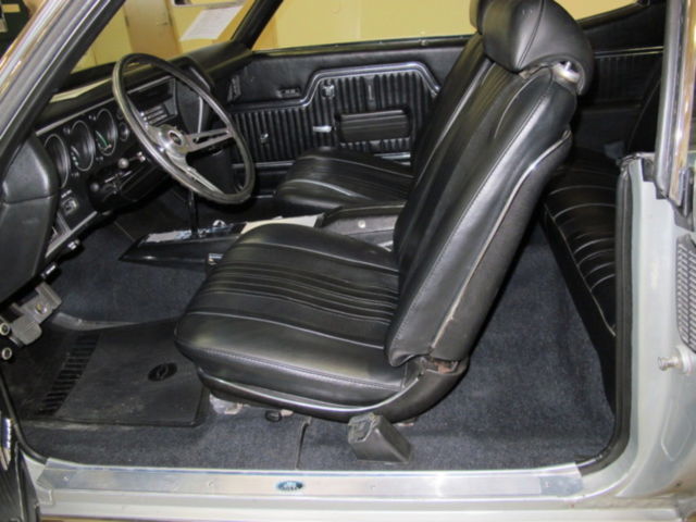 1970 Silver Chevrolet Chevelle