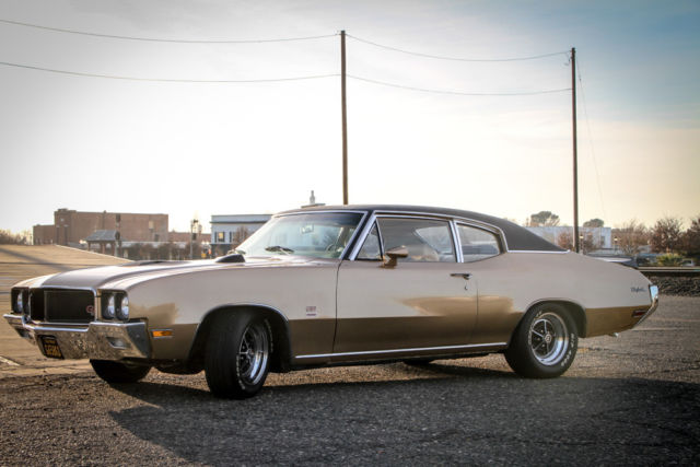 1970 Gold Buick Skylark