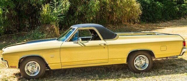 1970 Gold Chevrolet El Camino Pick -Up