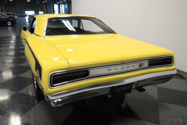 1970 Yellow Dodge Coronet