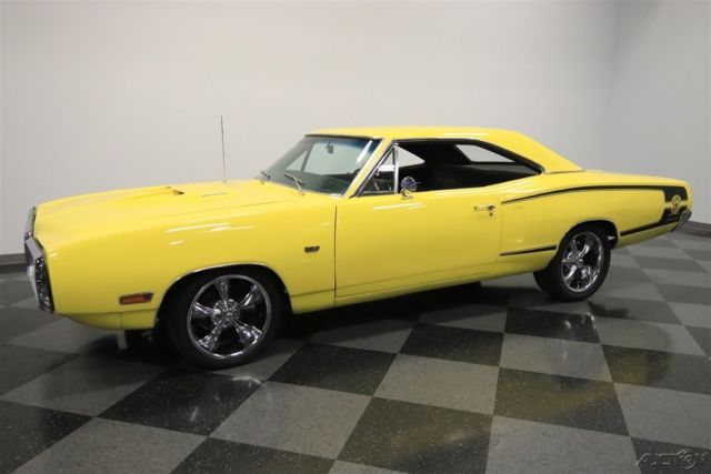 1970 Yellow Dodge Coronet