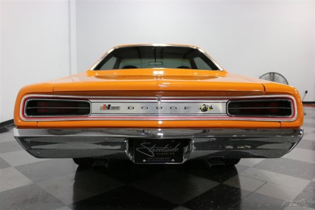 1970 Orange Dodge Coronet