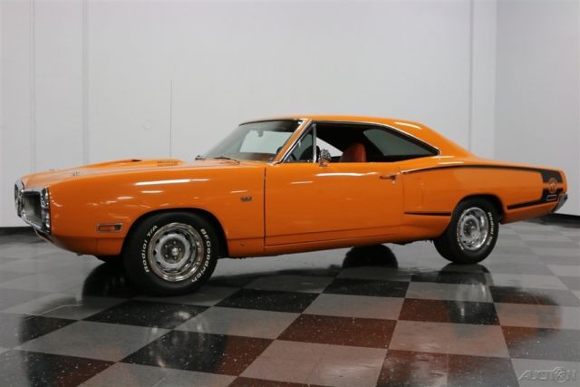 1970 Orange Dodge Coronet